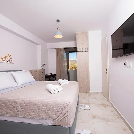 Poem City Family Apartment In Lefkada Town Exterior photo