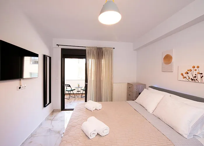 Poem City Family Apartment In Lefkada Town